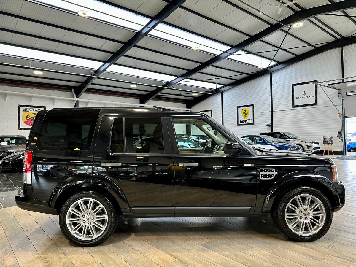 Land-Rover Discovery 4 3.0 245 ch SDV6 HSE Y