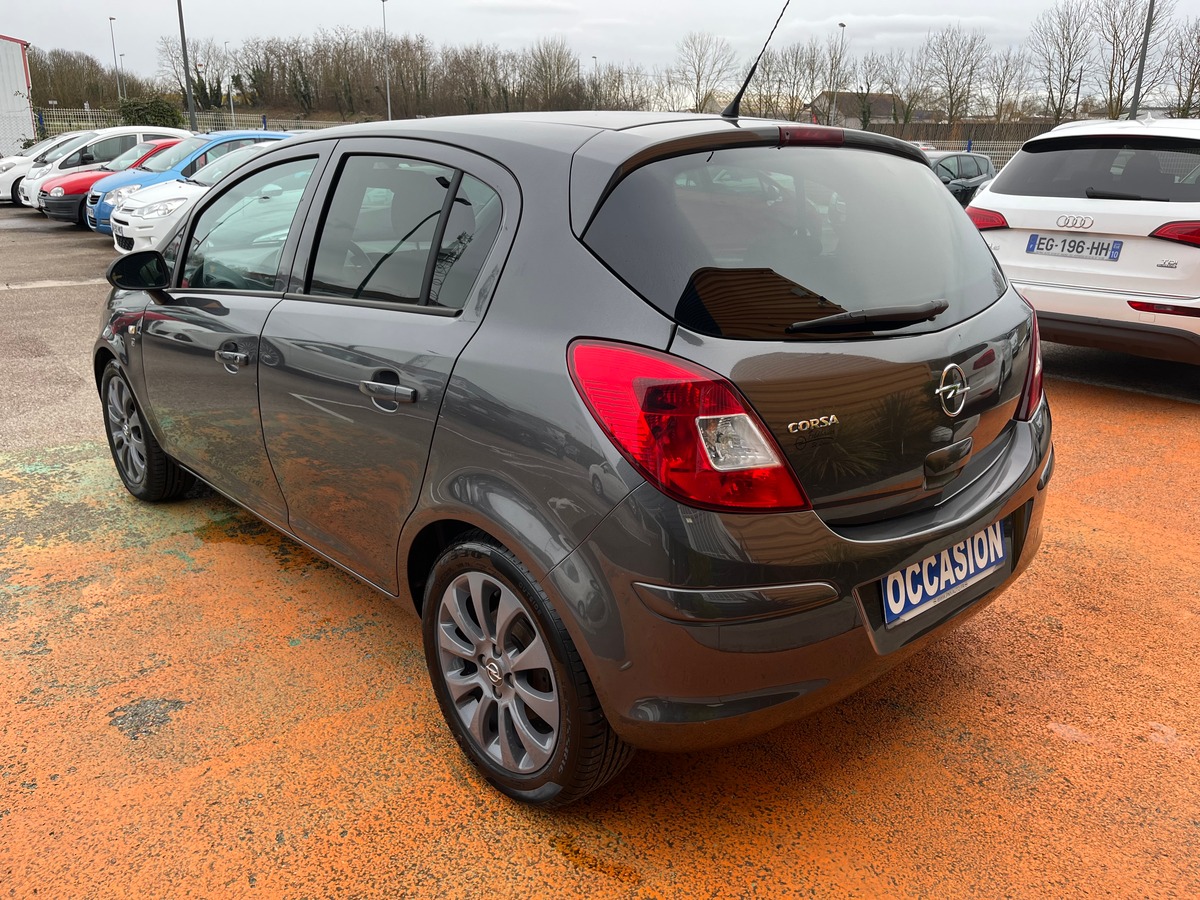 Opel Corsa D 5 portes 1.2 i Twinport 85 ch