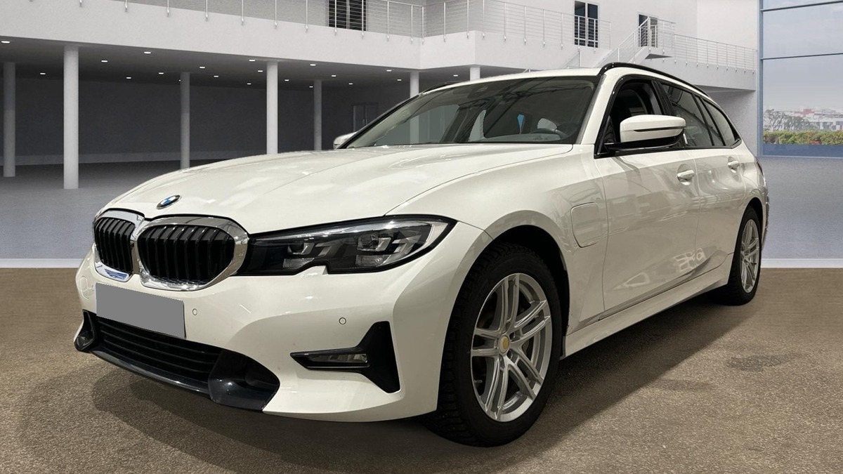 Image: Bmw Série 3 Touring 330E G21 292 CH SPORTLINE XDRIVE 2021