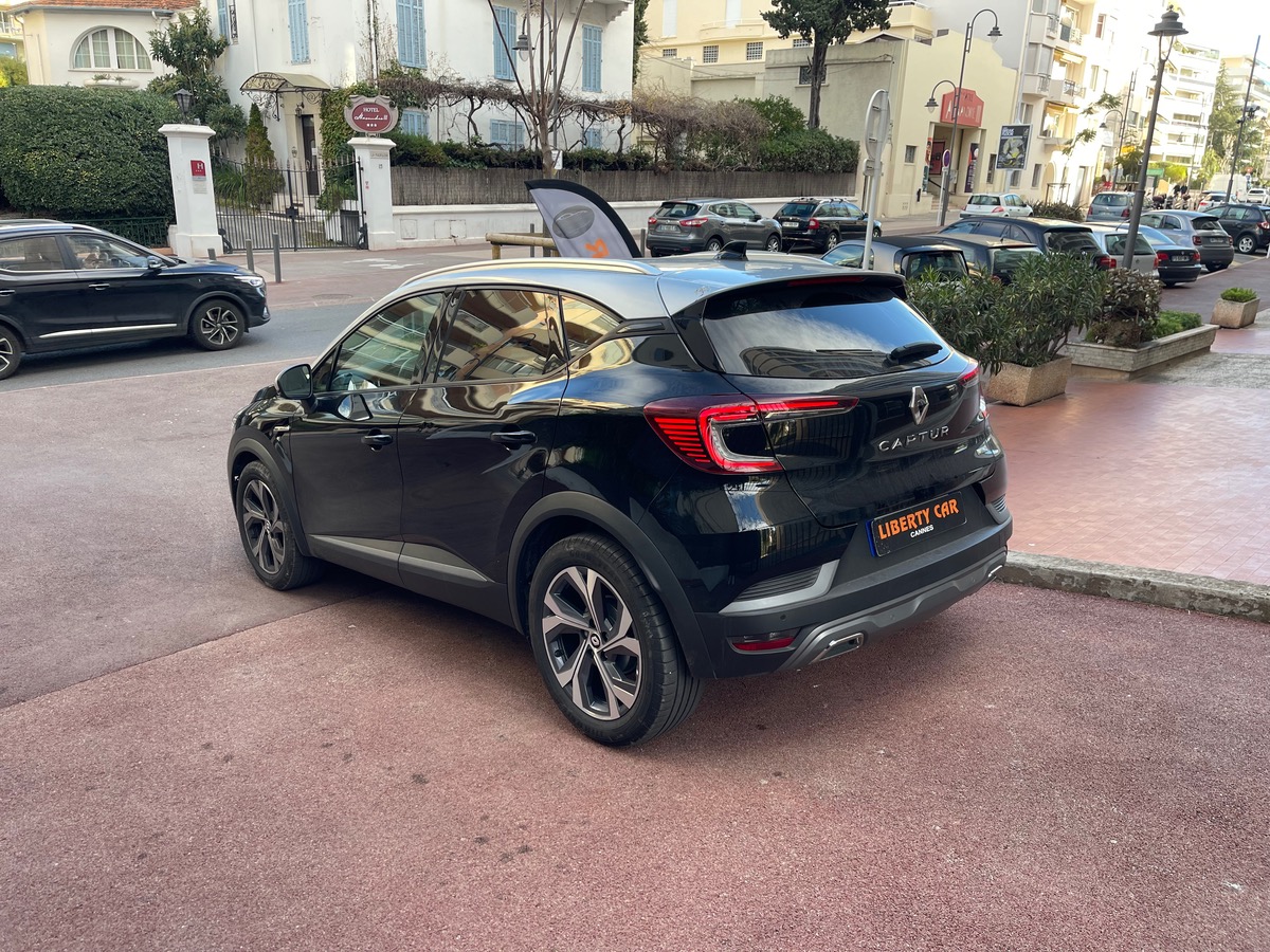 RENAULT Captur TCE Hybrid 160 CV / RS LINE / Boite Auto / CarPlay