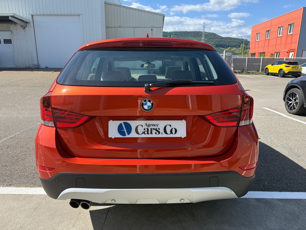 Bmw X1 20i 2L  184 X-Drive boite 8  X-line, Toit ouvrant, Sièges chauffants, Suivi complet