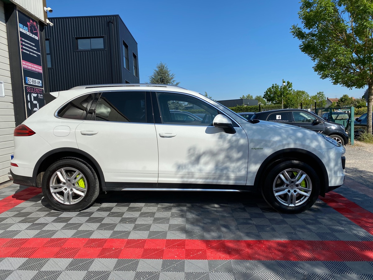 Porsche Cayenne S E-HYBRID +ATTELAGE ELEC 1°MAINf