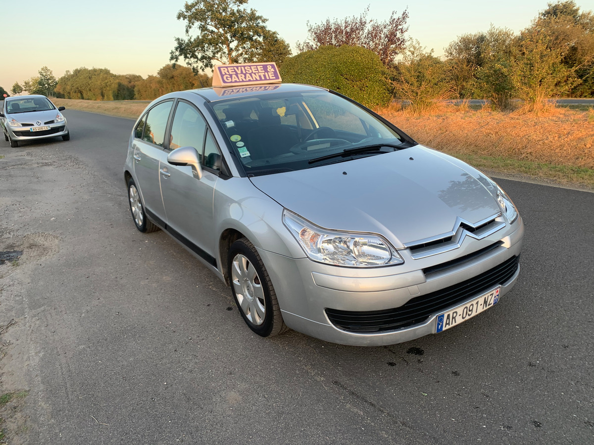 Citroën C4 1.4i 16v  90CV 114014KM