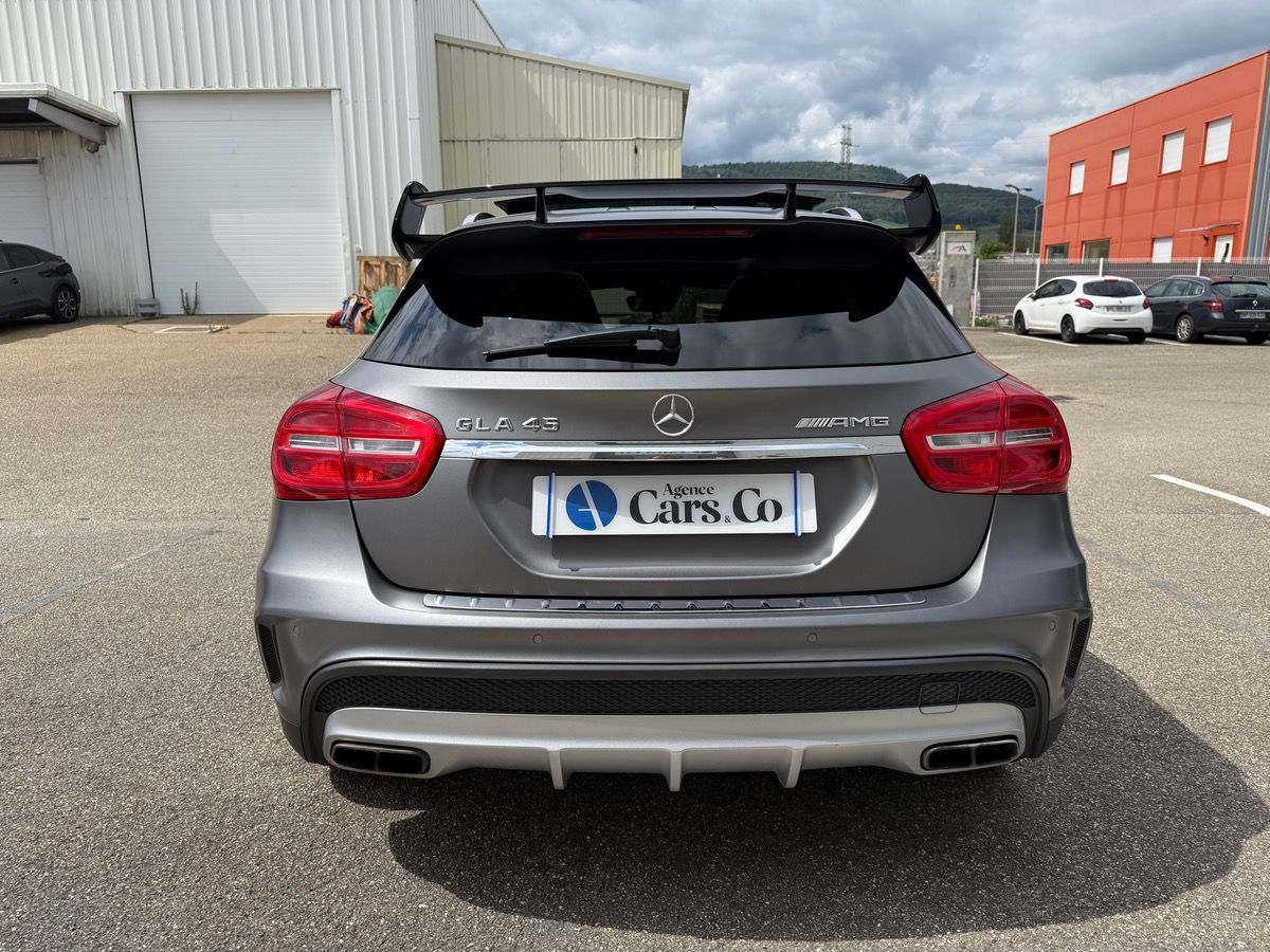 Mercedes-Benz GLA 45 AMG 2.0 4MATIC 7G-DCT 360cv, Toit ouvrant, Sièges électriques chauffants.