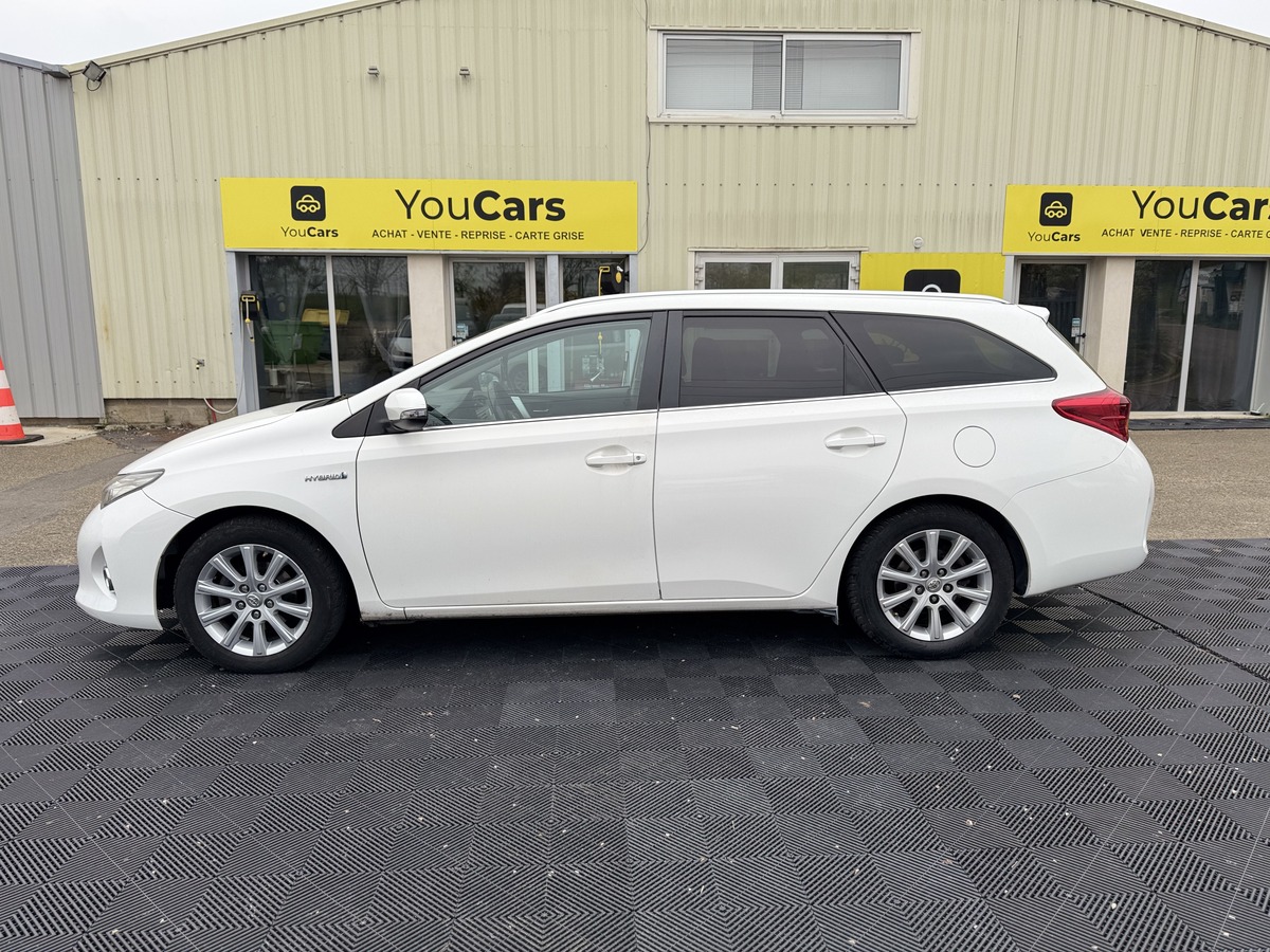 Toyota Auris Touring Sports 1.8 VVT-i Hybride 99 cv Boîte auto - CAMERA DE RECUL - CLIMATISATION