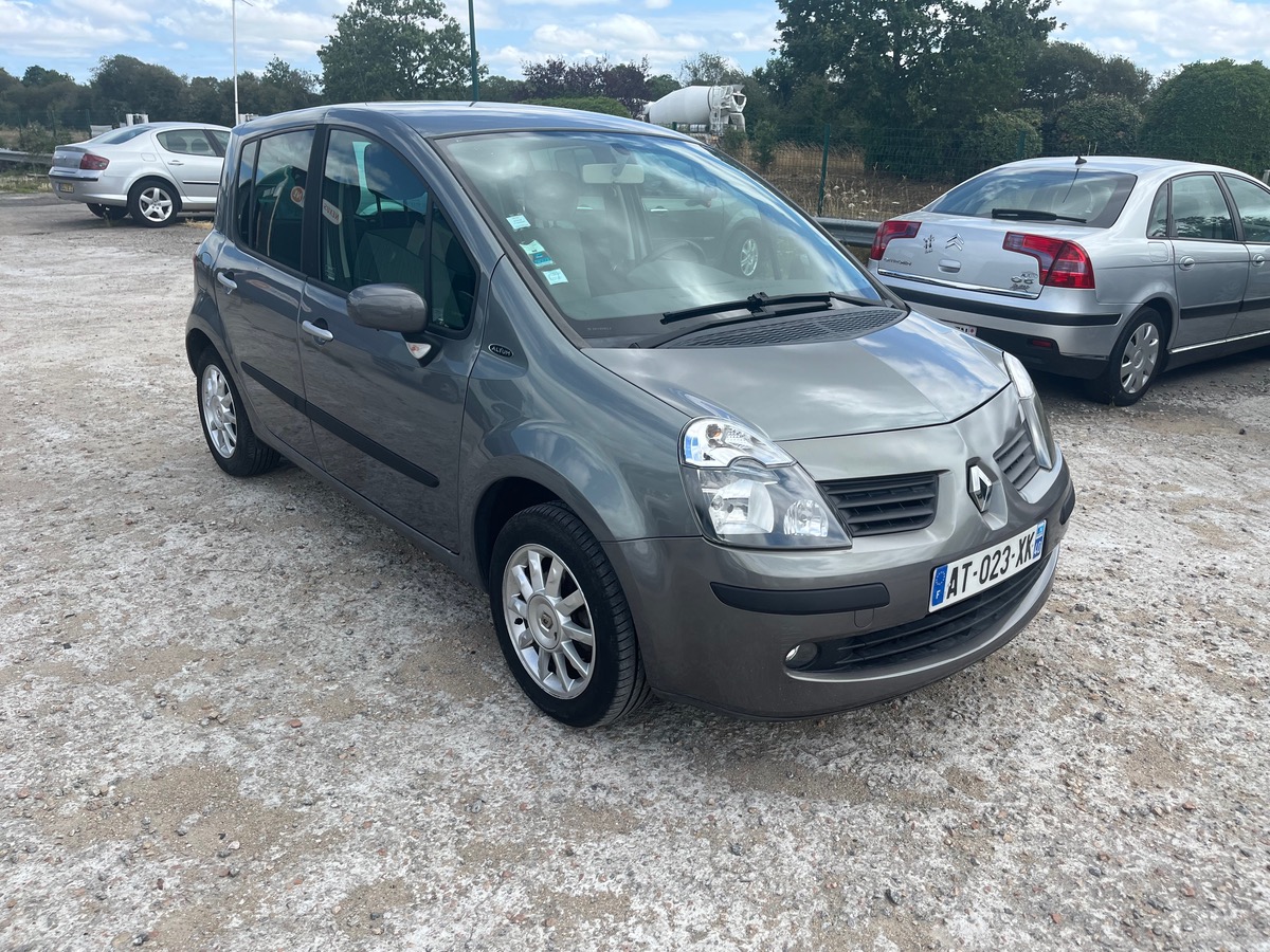 RENAULT Modus 1.5 dci 102045km