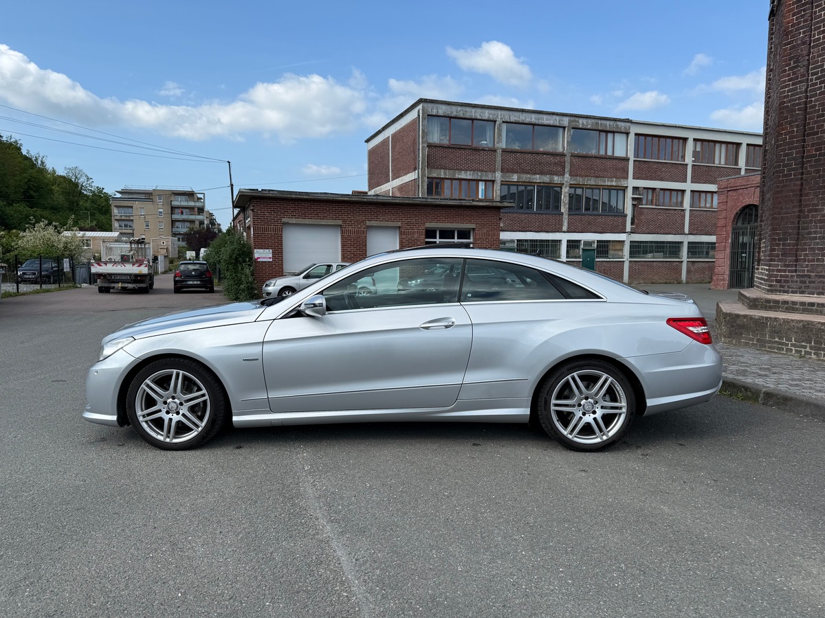 Mercedes-Benz Classe E Coupé 350 CGI V6 PACK AMG 7G-TRONIC BlueEFFICIENCY 292CH