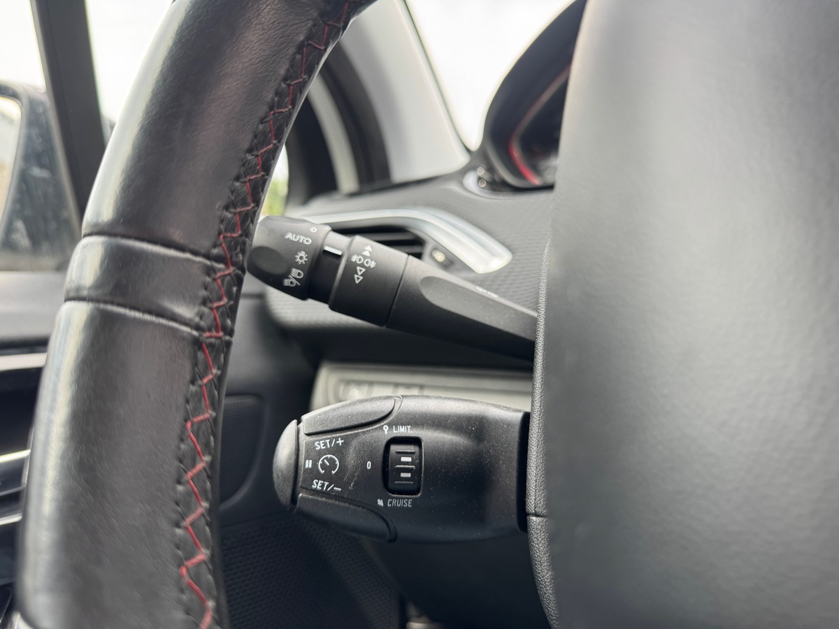 Peugeot 2008 Gt line 1.2 S&S 110 cv - Distribution OK