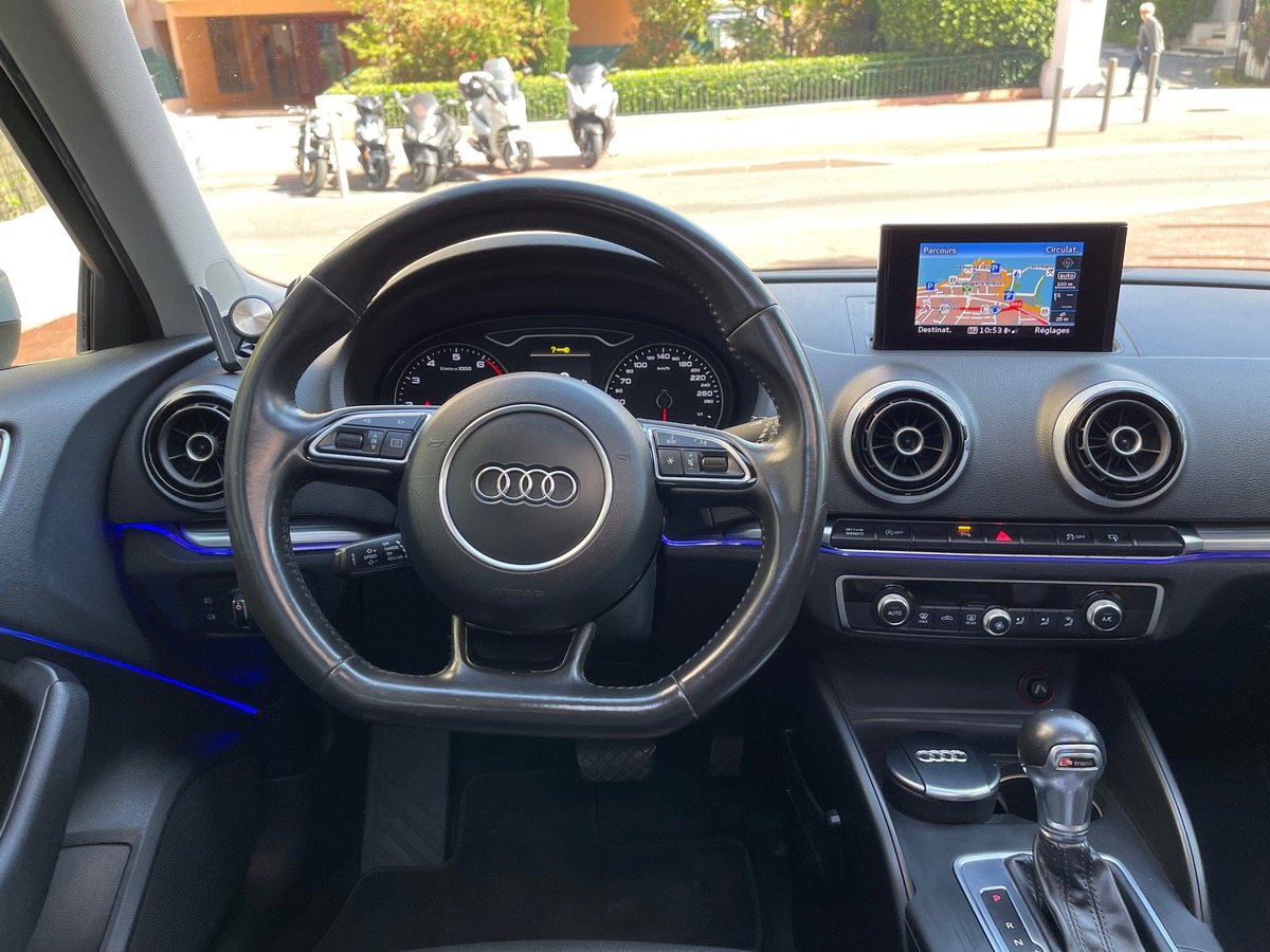 Audi A3 1.4 tfsi SportBack  150 CV / Ambition Luxe / Toit Ouvrant / Pack Led