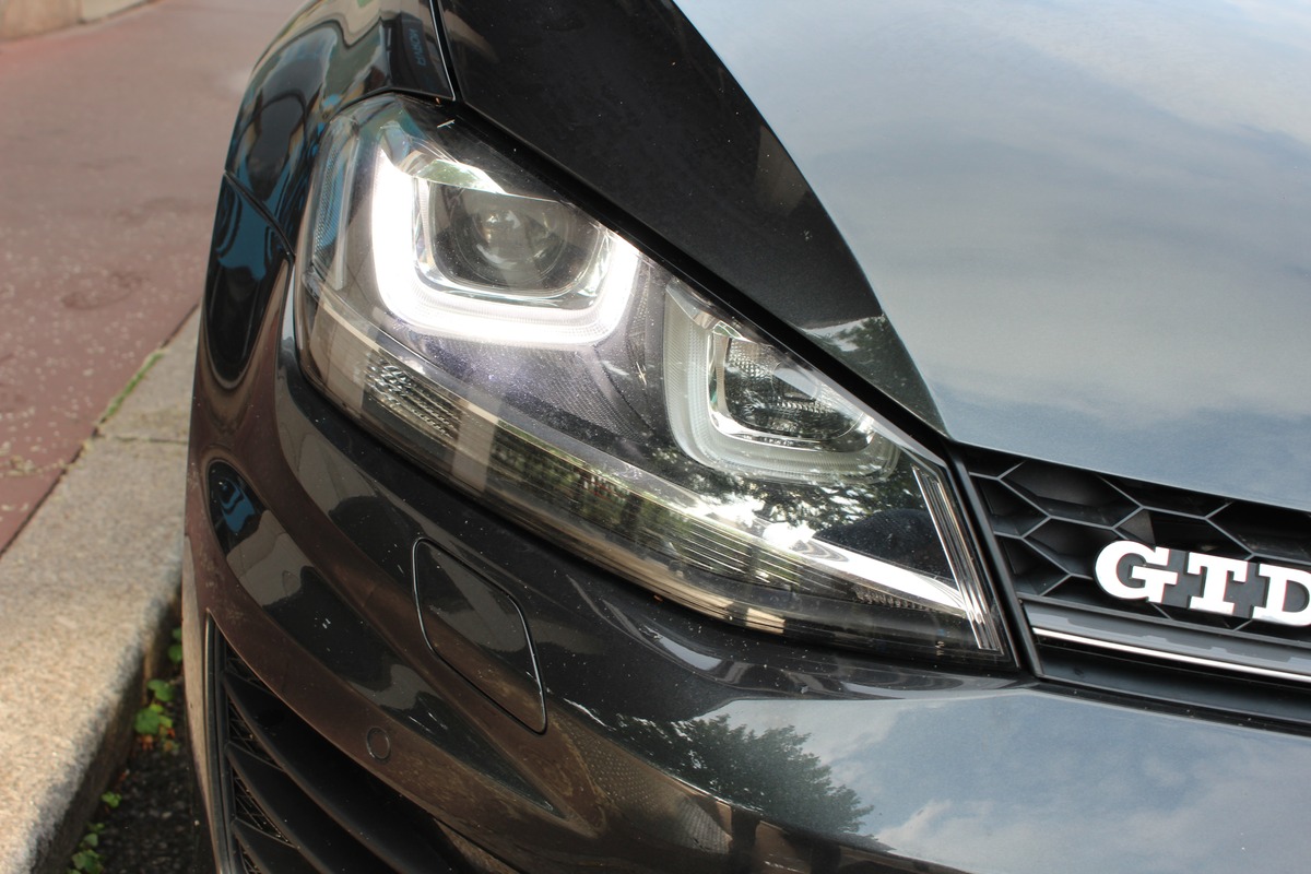 Volkswagen Golf VII GTD 2.0 TDI 184 BLUEMOTION TECHNOLOGY DSG6 5P