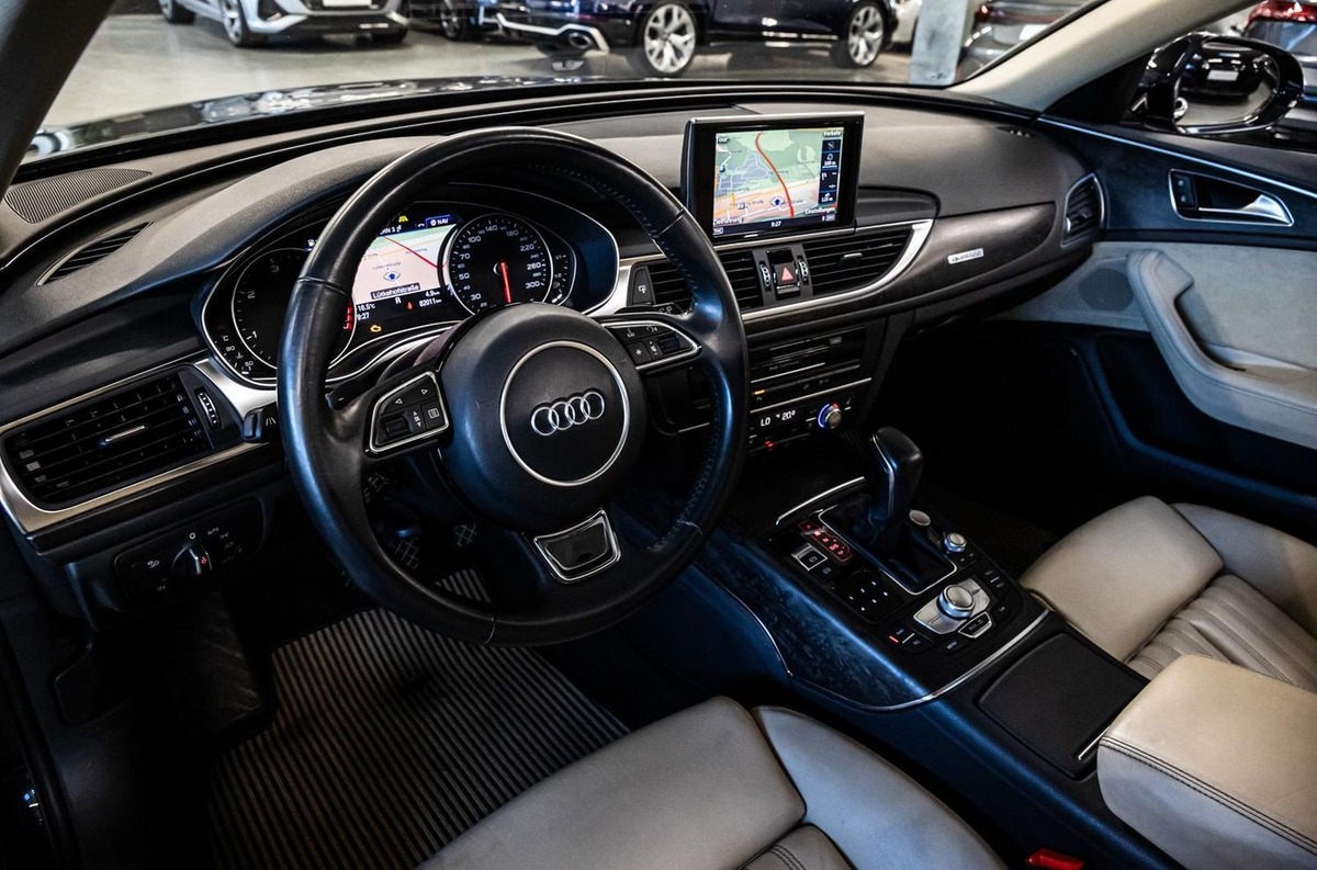 Audi A6 Allroad 3.0 V6 TDI 272ch Avus quattro S tronic 7 Bose Toit ouvrant Attelage