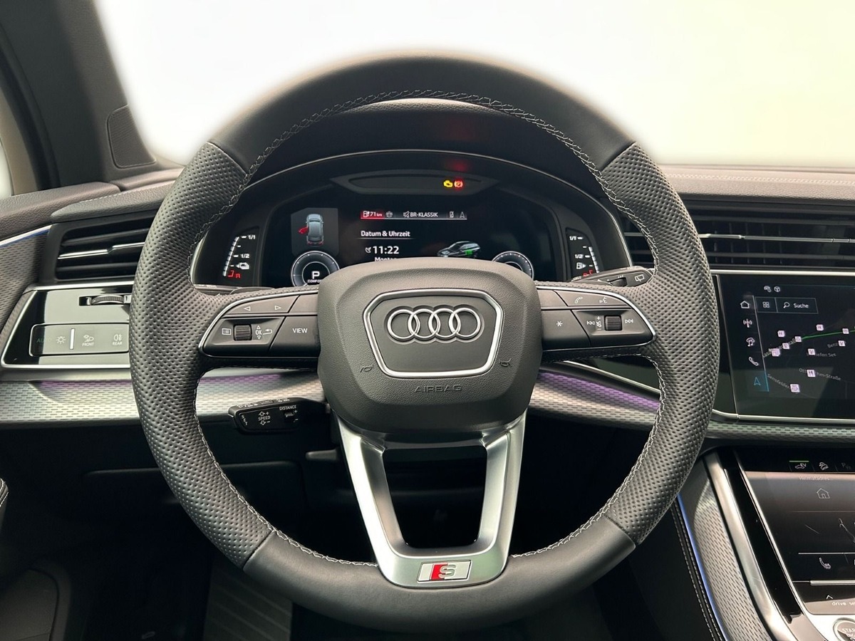 Audi Q7 II 55 TFSI e 394ch S line quattro Tiptronic 8/Toit ouvrant/Bang&Olufsen/Attelage