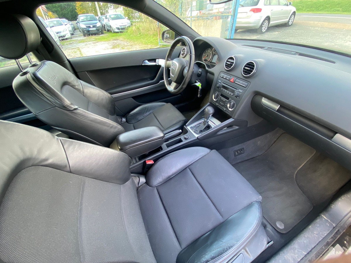 Audi A3 2.0 tdi 140cv S LINE 188000km boite auto + palette au volant 