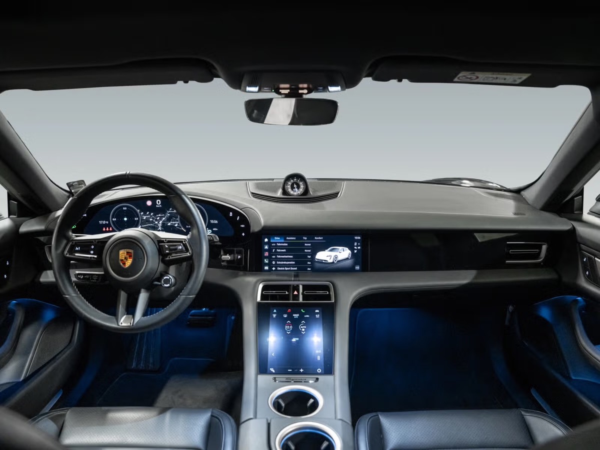 Porsche Taycan 4S Sport Turismo 571CH Performance Battery+ Chrono/Pano/360/Bose/Inno/Siège chauffant