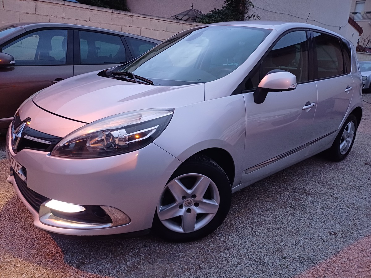 RENAULT Scenic III (2) 1.5 DCI 110 ENERGY AIR EURO6 237000KM 2015