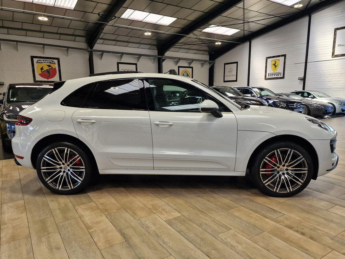 Porsche MACAN TURBO 3.6 V6 400 TO/CHRONO/21/BOSE A