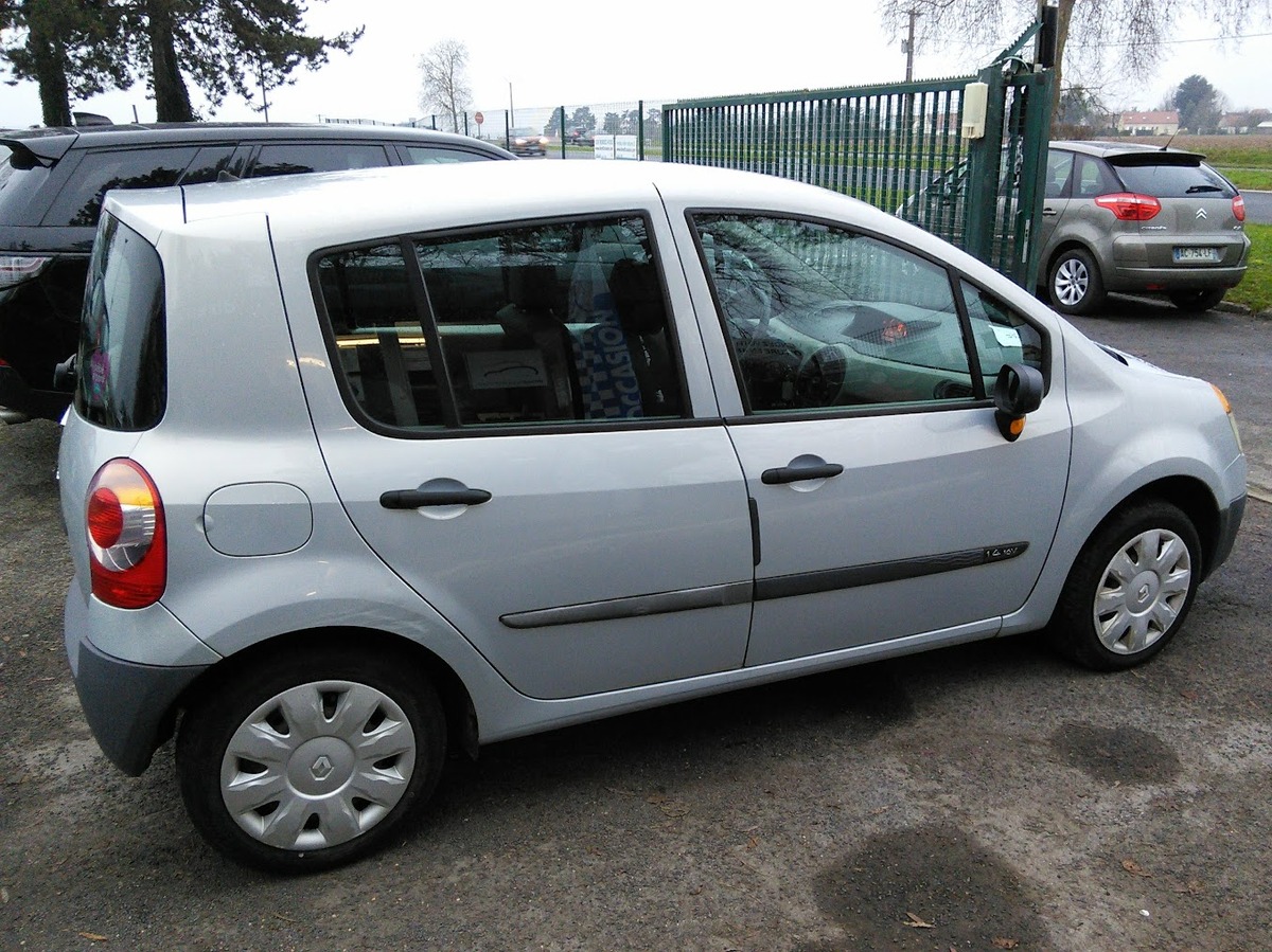 RENAULT Modus 1.2 75 Pack Authentique CLIM