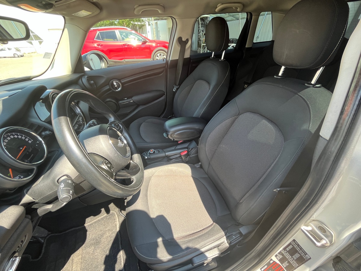 Mini Mini 136ch, BVA, SUIVI MINI, CARPLAY, RADAR AVANT ET ARRIERE, LIMITEUR, SIEGES CHAUFFANT