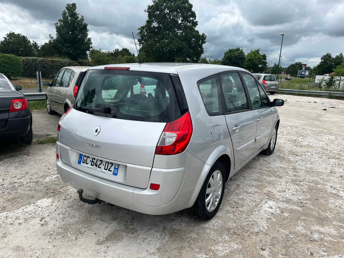 RENAULT Grand Scenic 1.5 dci - 105ch 103782km