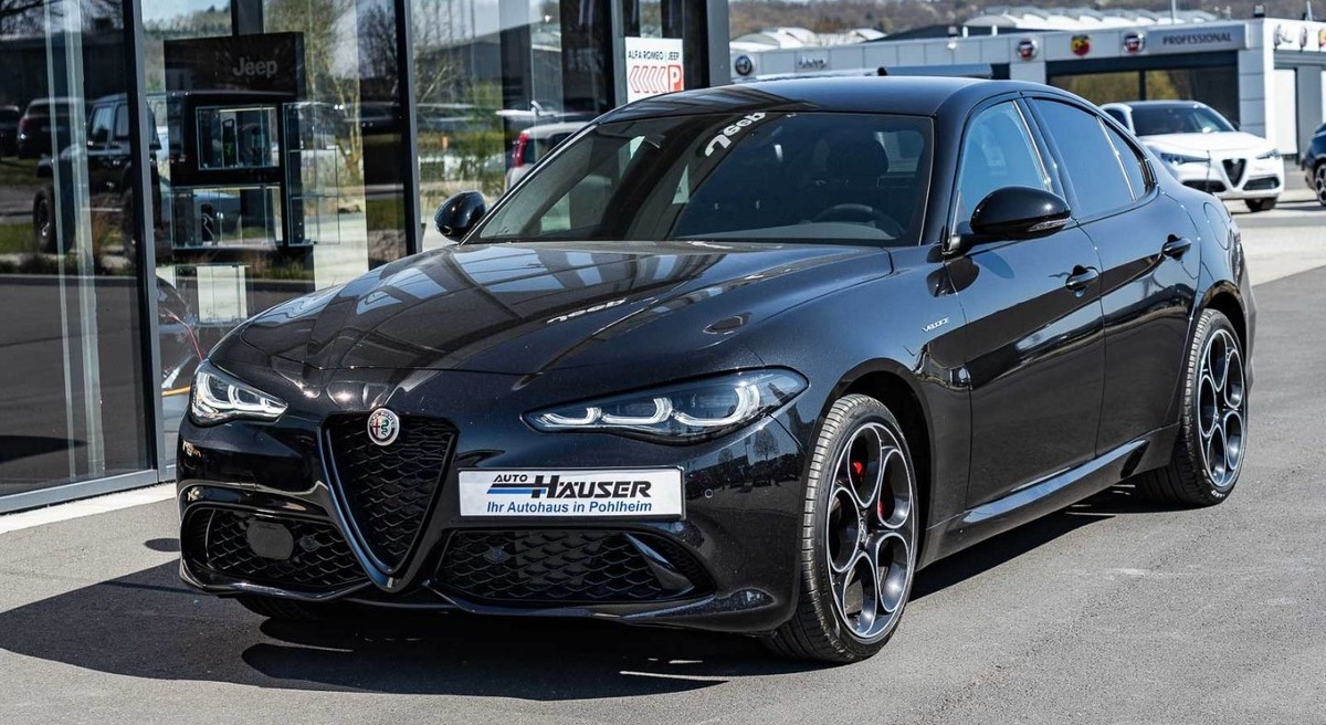 Alfa Romeo Giulia 2.2 Diesel 210ch Veloce Q4 AT8 Harman-Kardon
