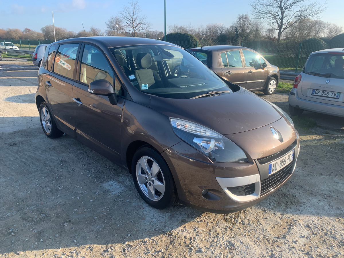 RENAULT Scenic 1.9 dci 130ch 173844km