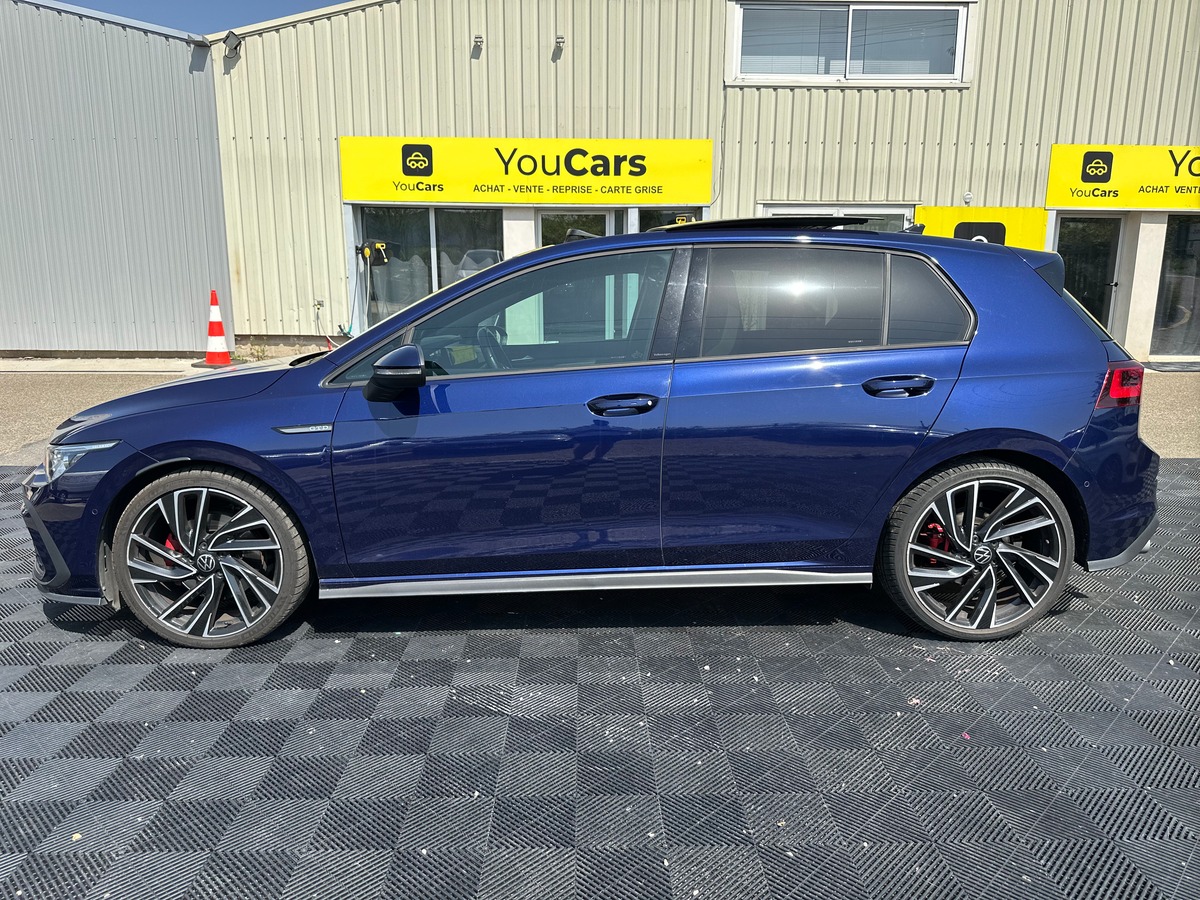 Volkswagen Golf 8 200 cv 2.0 tdi GTD - TOIT OUVRANT - CAMERA DE RECUL - AFFICHAGE TETE HAUTE