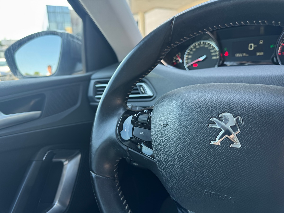 Peugeot 308 Allure II (T9) 1.2 e-THP 130 cv - Boîte auto - Distribution OK