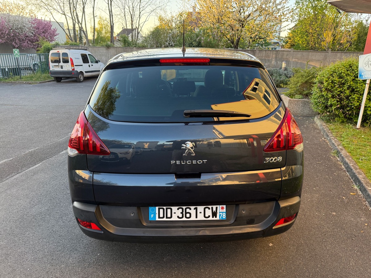 Peugeot 3008 1.6 HDI 115 CV allure en 4XCBL