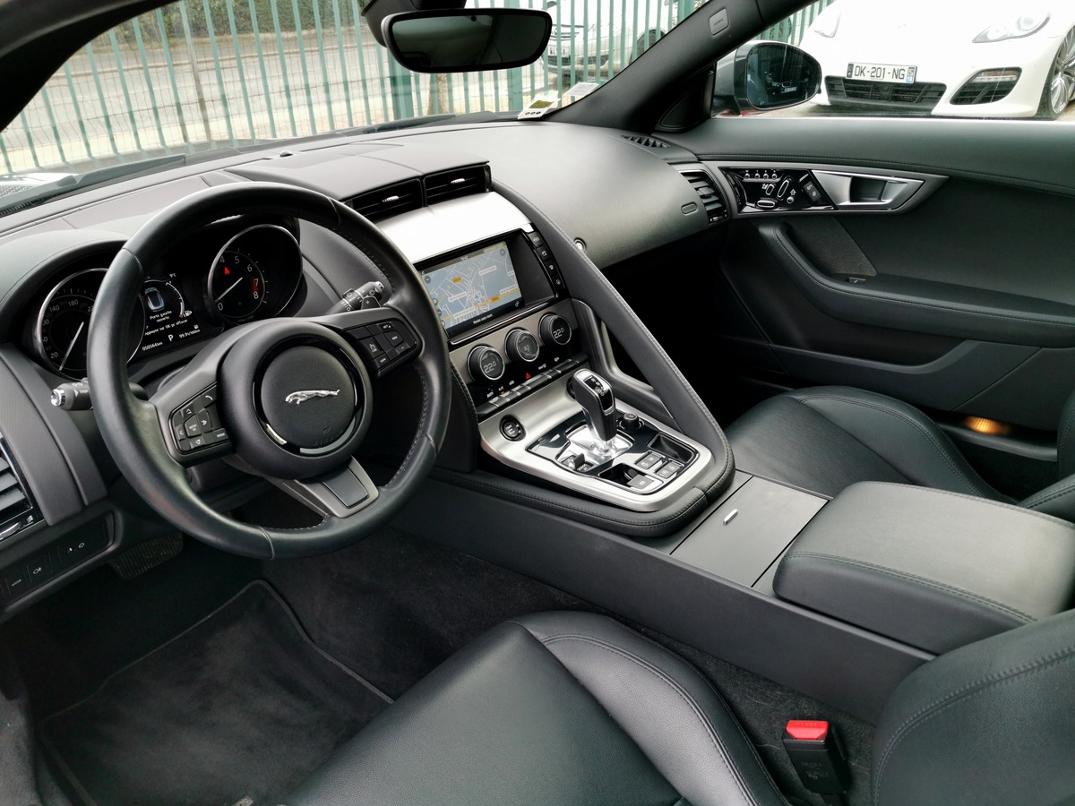 Jaguar F-Type Cabriolet COUPE 3.0 V6 340 ECHAPP SPORT/PANO