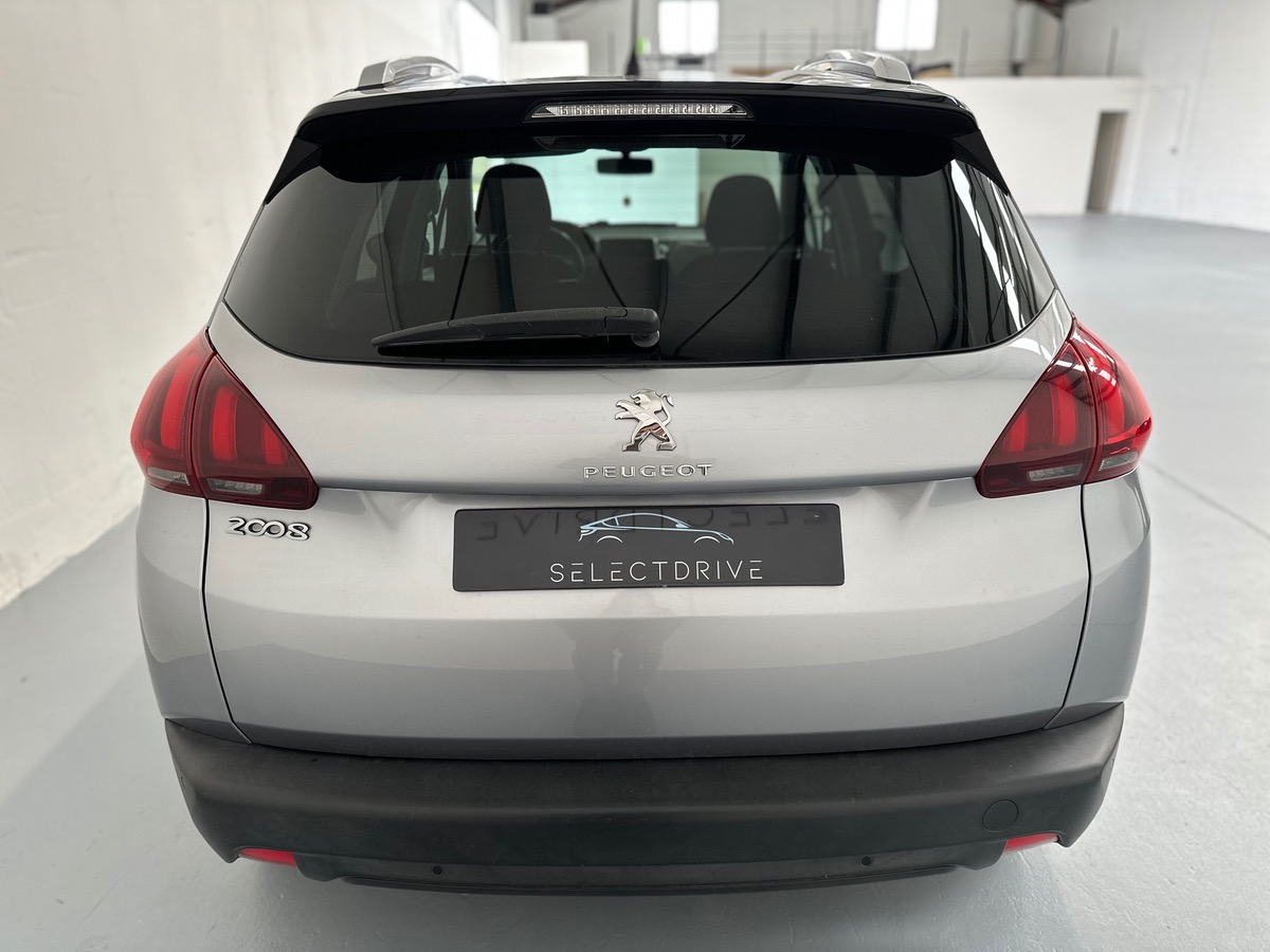 Peugeot 2008 BlueHDi 100ch BVM6 Style