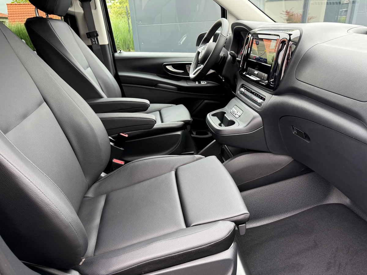 Mercedes Benz VITO 119 CDI MIXTO LONG SELECT 5 PLACES 4X4 / TVA / 43 KMS