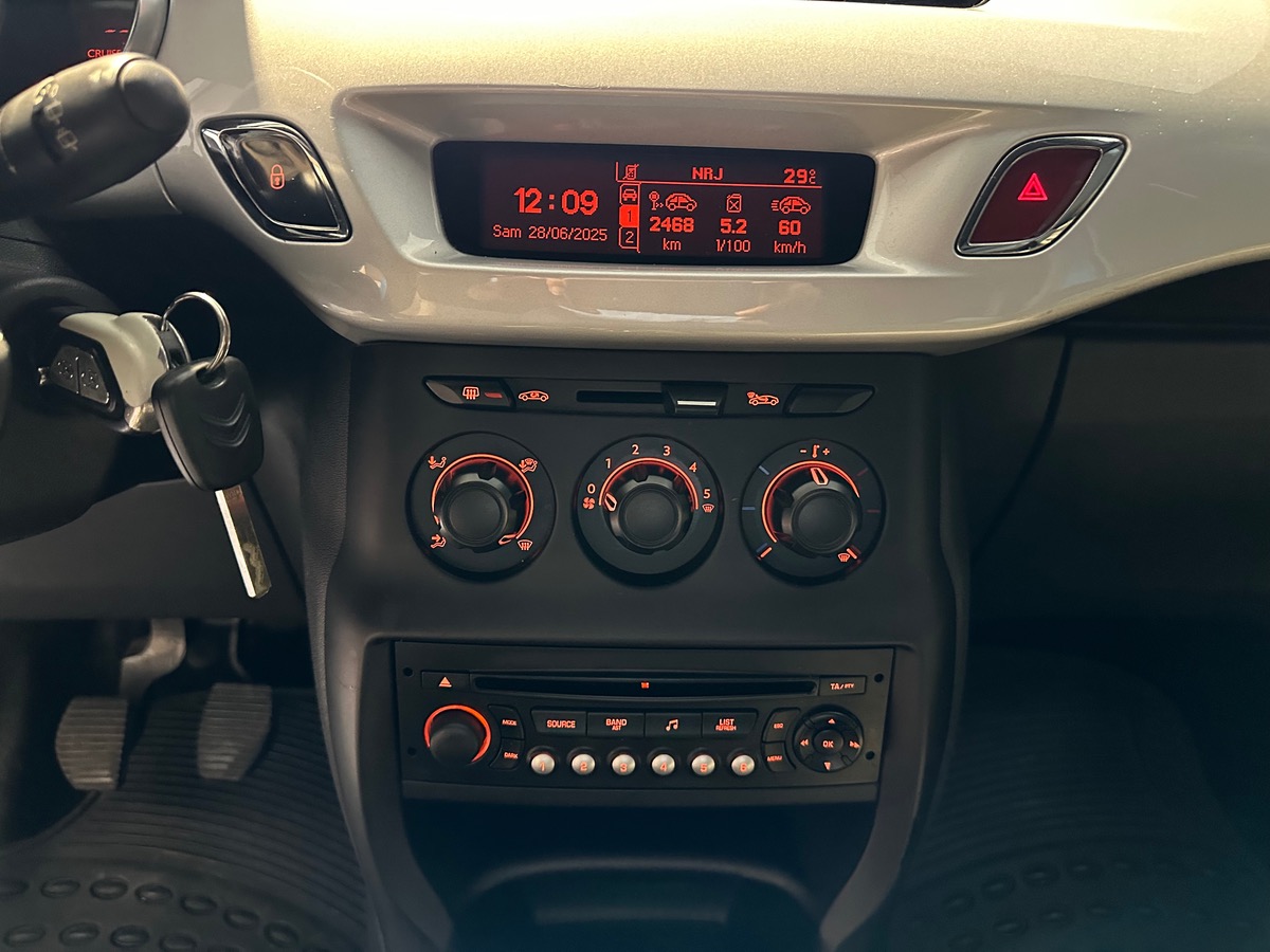 Citroën DS3 CHIC ******* entretien DS ******** 1.4 VTi 16V Airdream 95 cv