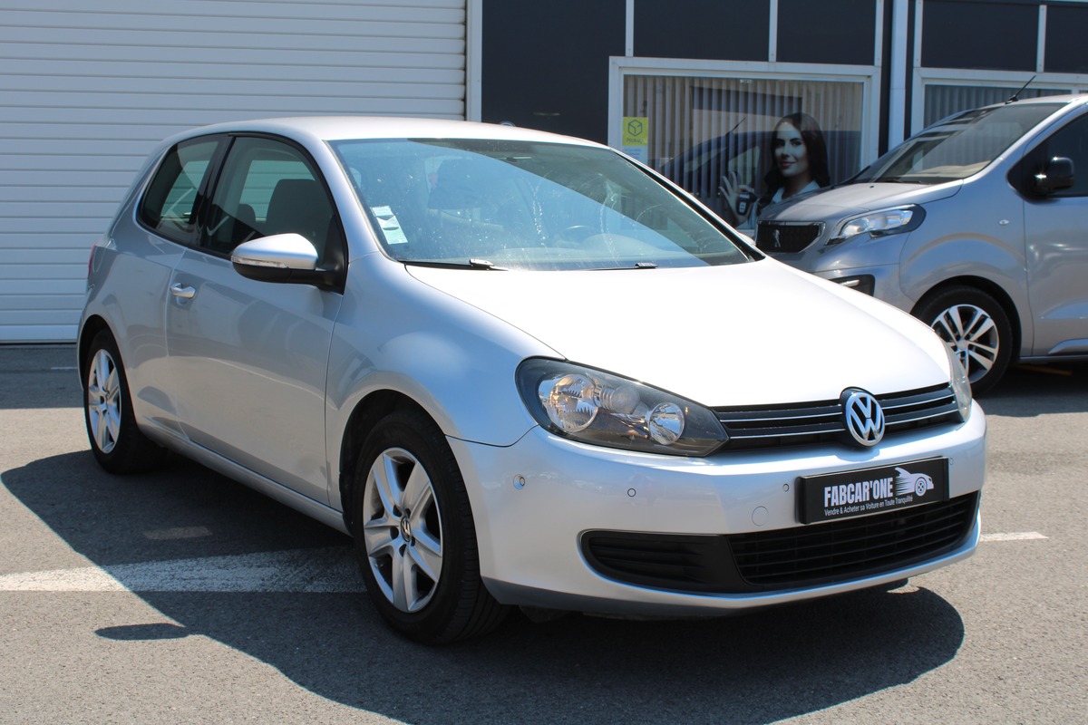 Volkswagen Golf VI 1.6 TDI 105ch BlueMotion FAP Confortline 5p - Garantie 12 mois