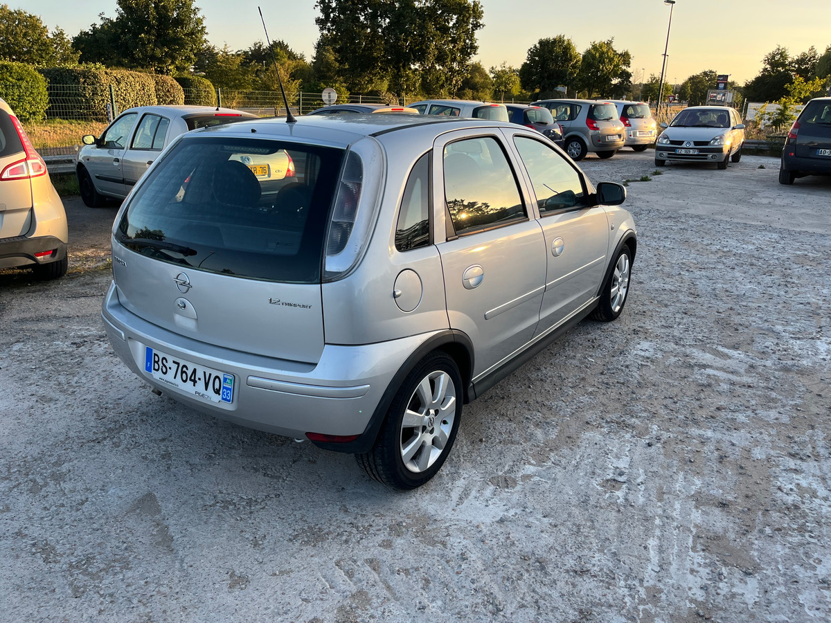 Opel Corsa 1.2i twinport 113477km