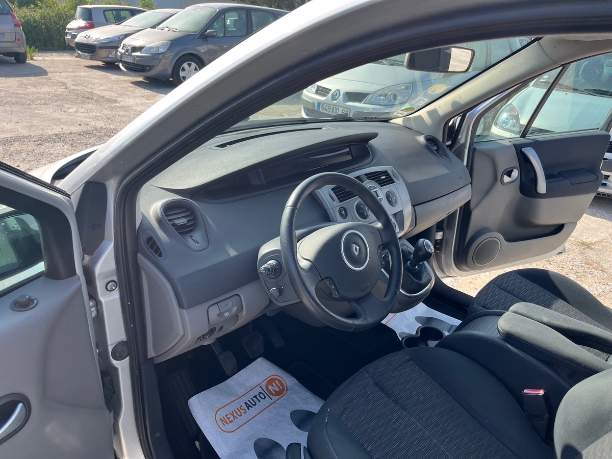 RENAULT Scenic dci 143304KM