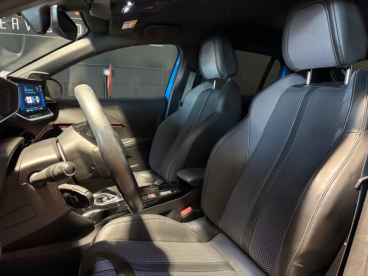 Peugeot 208 e-208 GT LINE 100KW 136CV