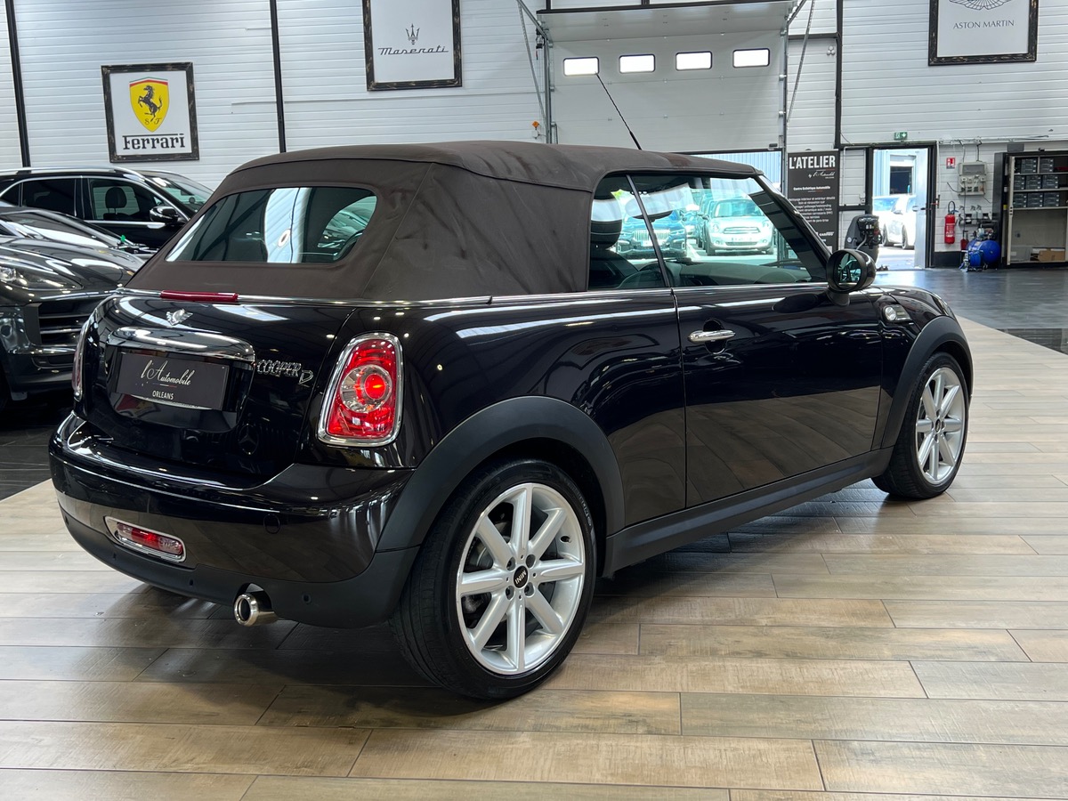 Mini Cabrio COOPER D 1.6 112CV HIGHGATE b