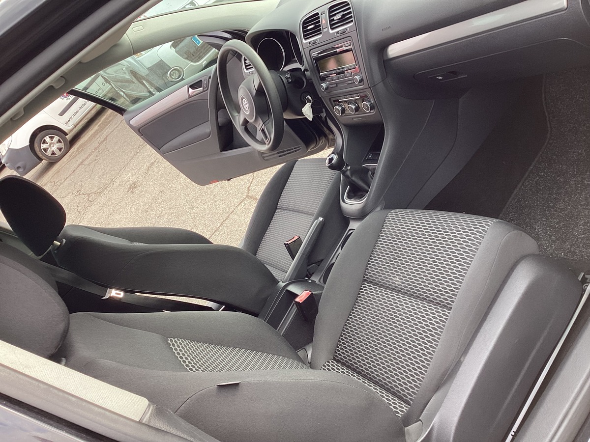 Volkswagen Golf VI 1.6 Trendline