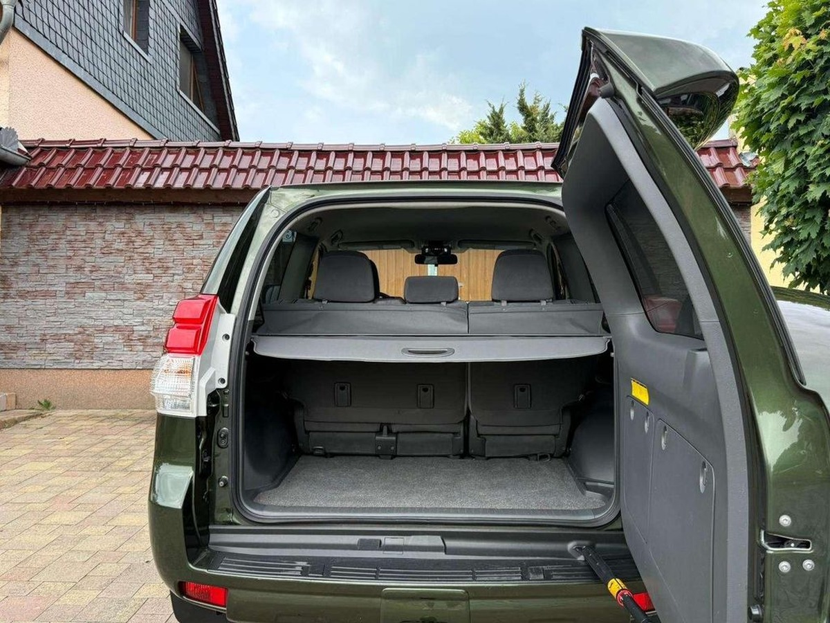 Toyota Land Cruiser D4D 190ch lounge