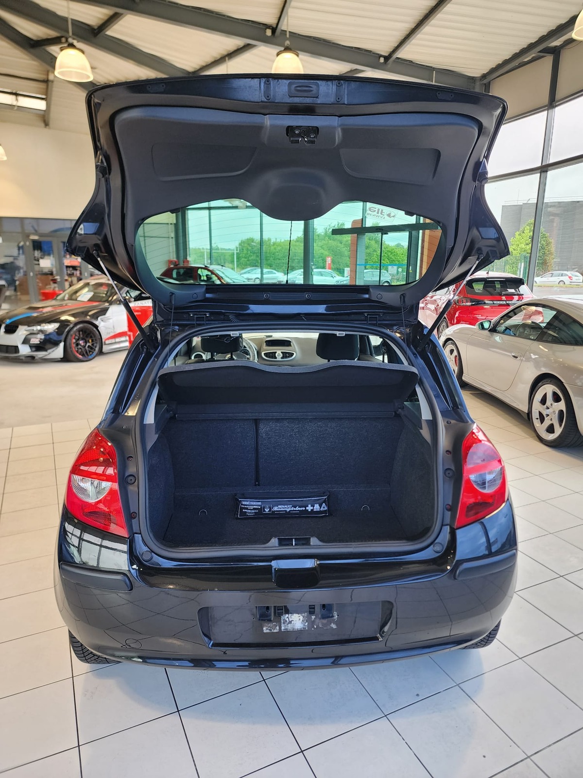 RENAULT Clio III 1.2L 100CV