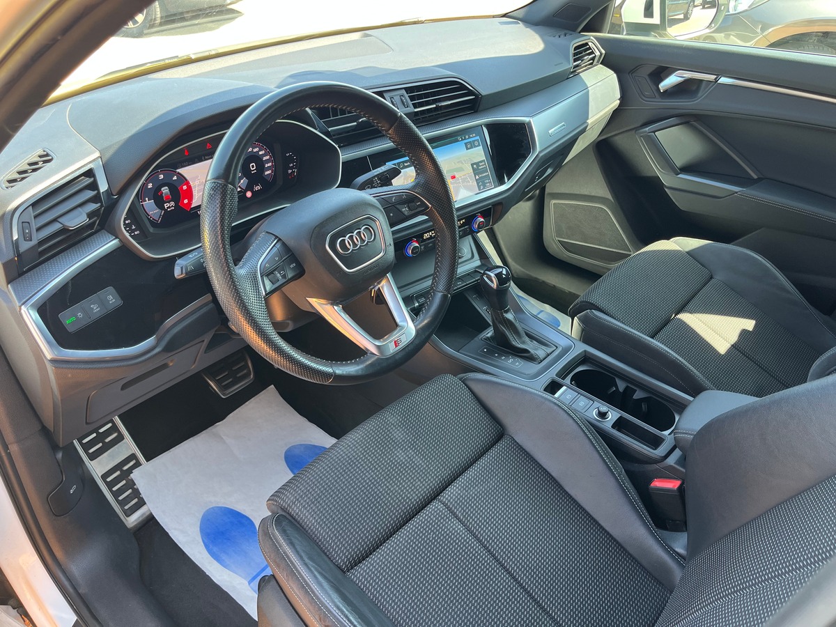 Audi Q3 35 2.0 TDI S Tronic7 150 S LINE Boîte automatique