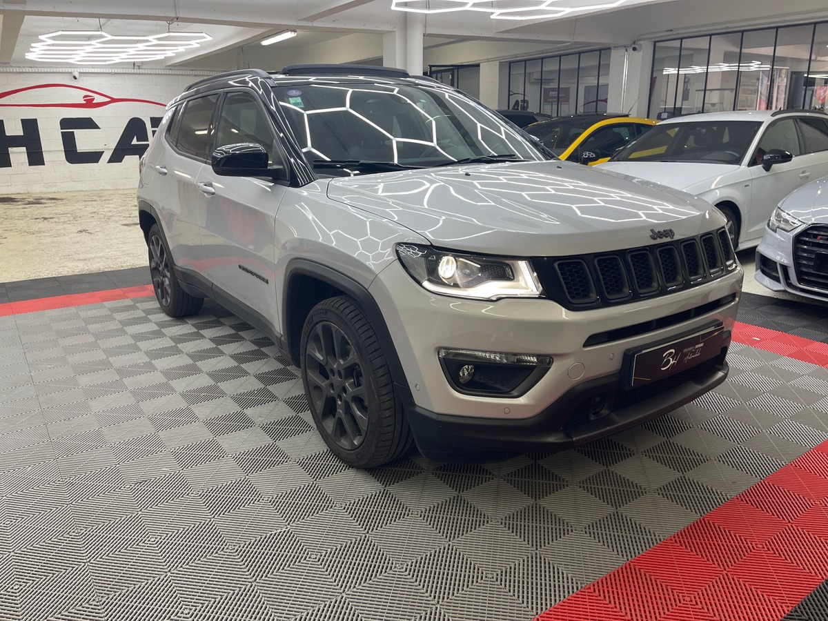 Image: Jeep Compass S 1.3t Gse 150 ch PANO/VOLANT SIEGES CHAUFFANTS/HAYON