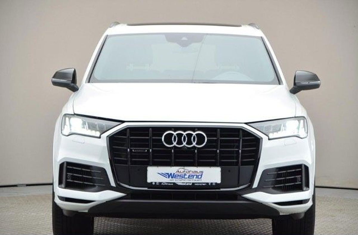 Audi Q7 II 55 TFSI e 380ch S line quattro Tiptronic 5 places/Attelage/Toit ouvrant/Feux matriciels