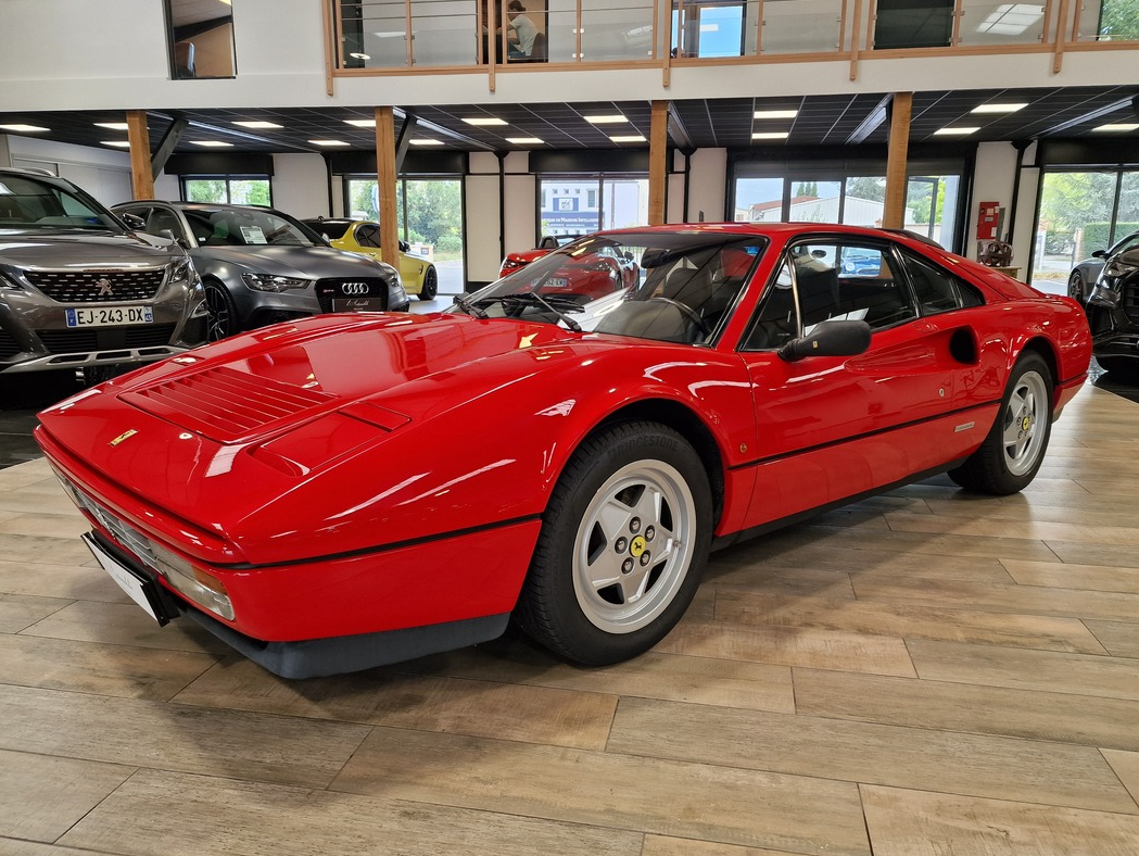 Ferrari 328 GTB 3.2 V8 270 DISTRIBUTION OK E