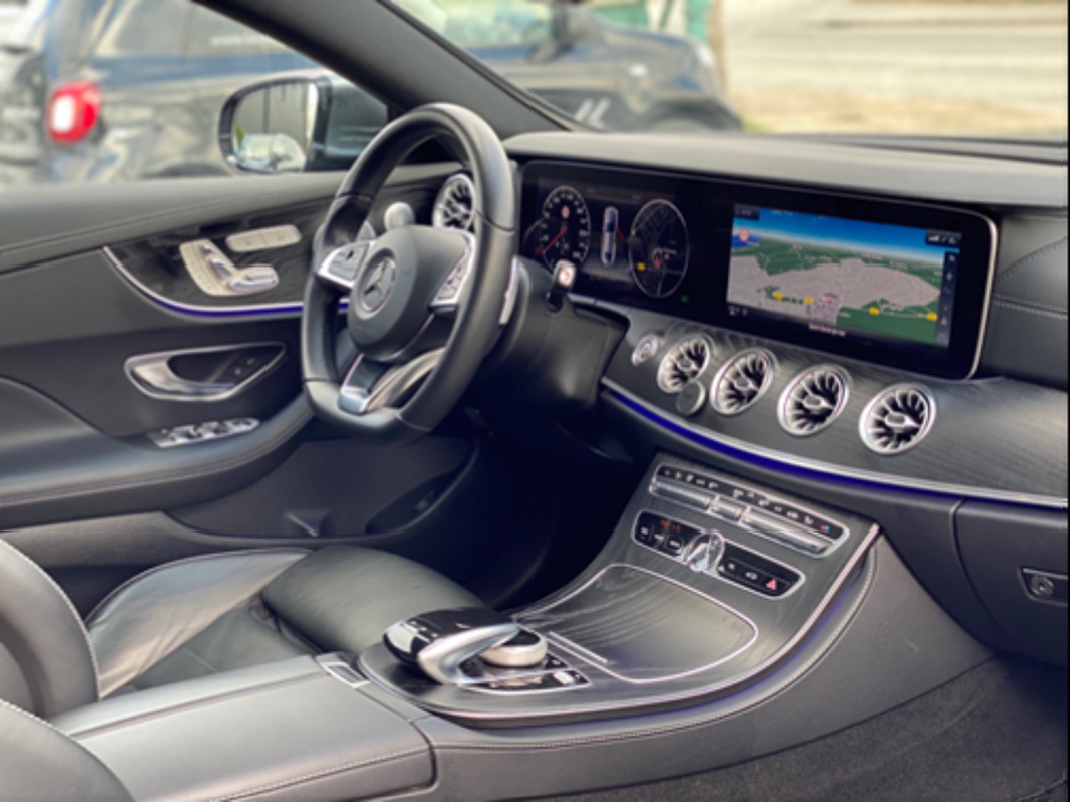 Mercedes-Benz Classe E 220d AMG fascination full p