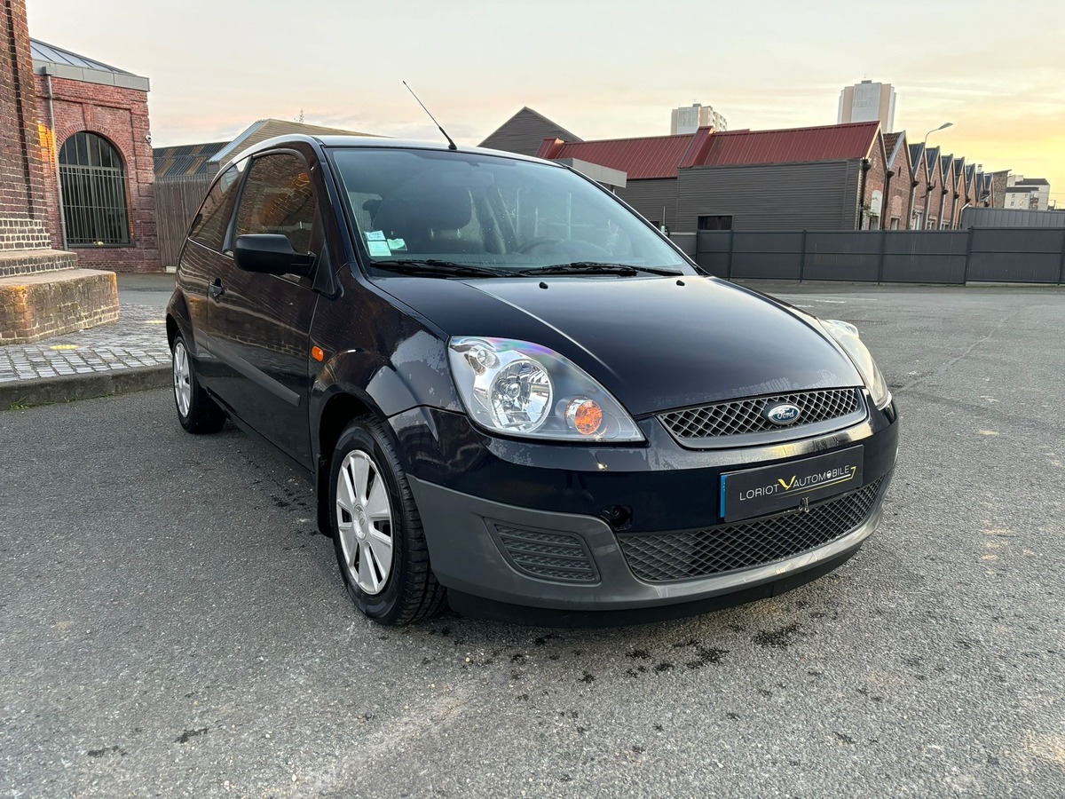 Ford Fiesta 1.3 70  Ambiente -Distribution Neuve-Garantie