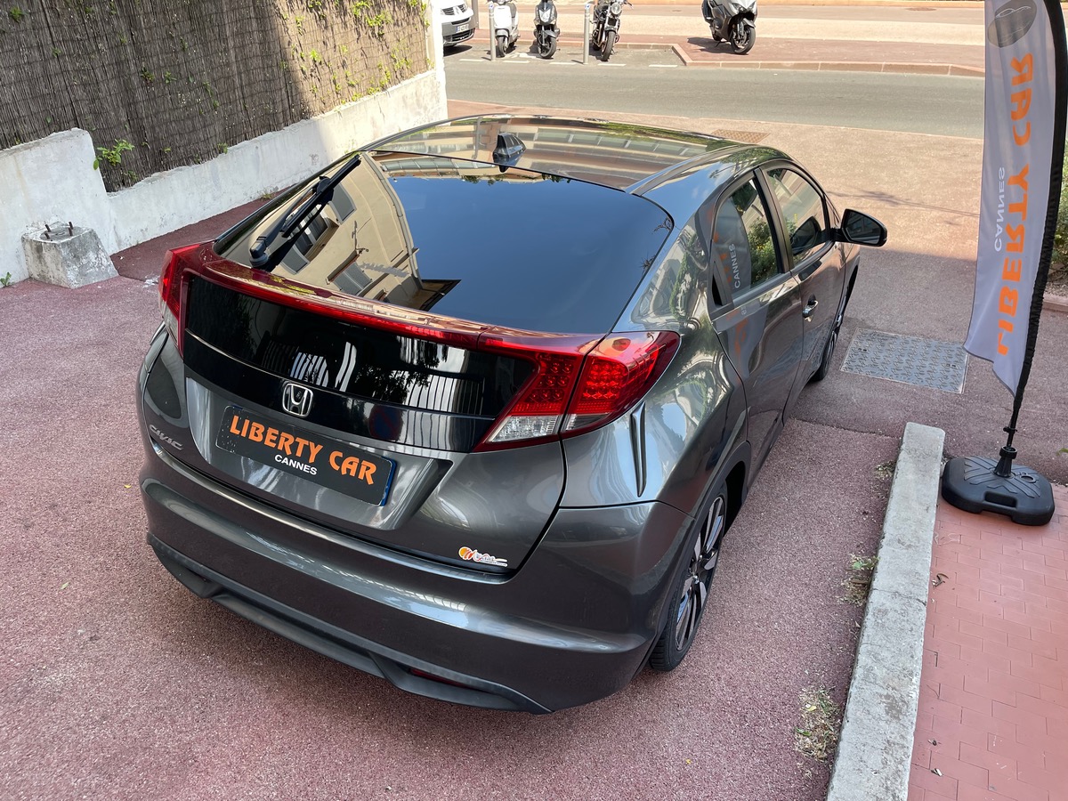 Honda Civic 1.6 dtec 120 CV / 5 Portes / Caméra / Jantes