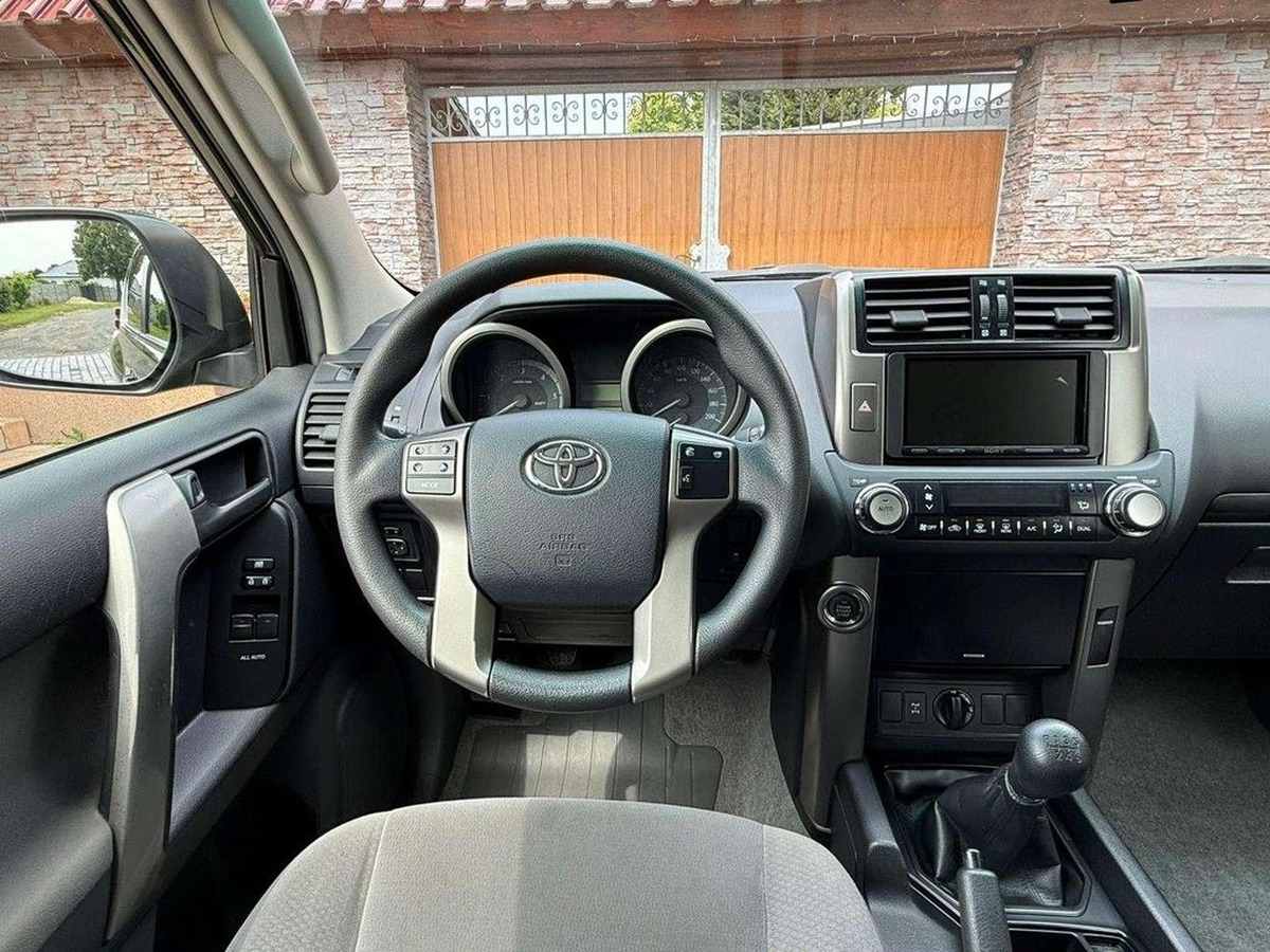 Toyota Land Cruiser D4D 190ch lounge