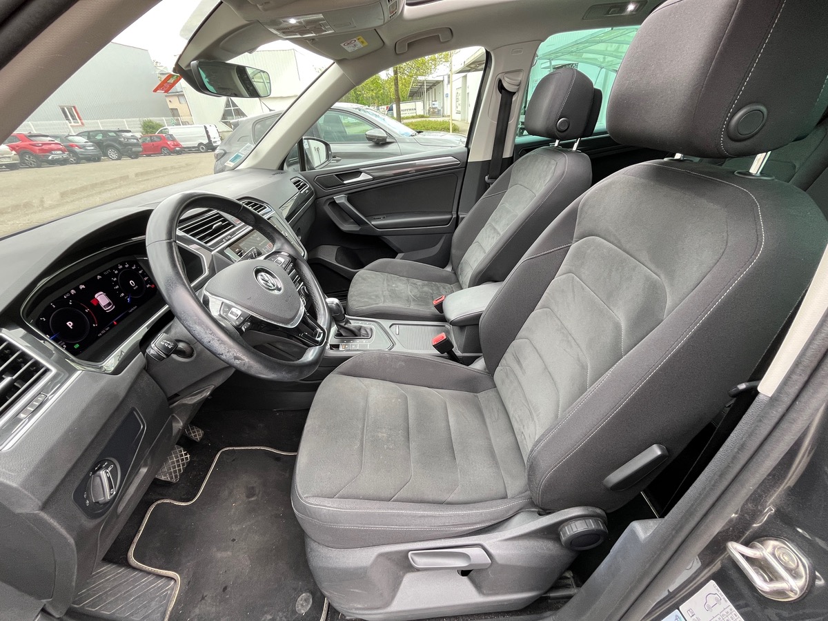 Volkswagen Tiguan 2.0 TDI 150ch DSG7 CARAT R-LINE , Suivi complet, Toit ouvrant, I-Cockpit
