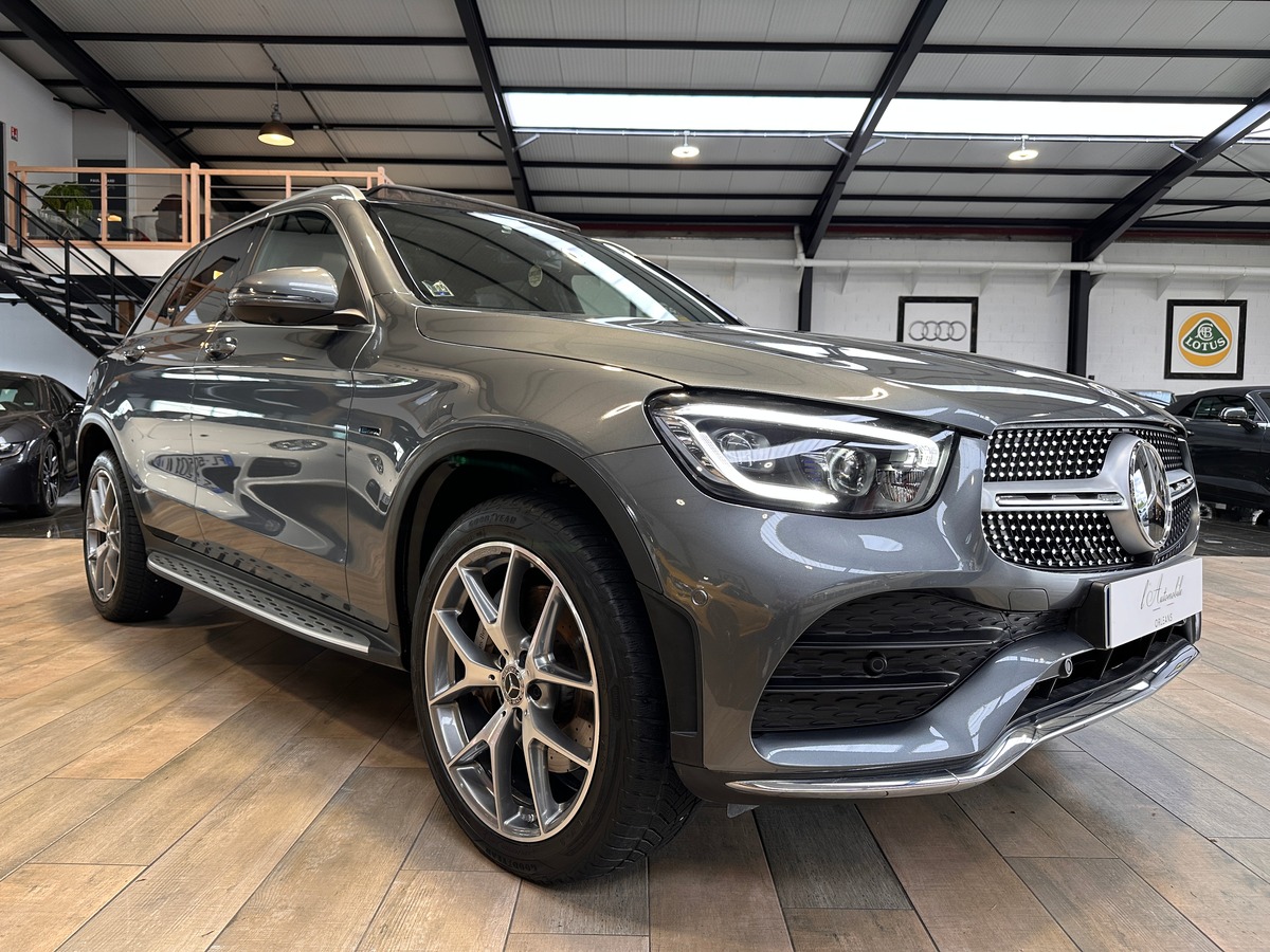 Mercedes-Benz GLC 300 DE 194 + 122 cv AMG LINE 4MATIC / BURMESTER / ATTELAGE / TOIT PANO / 1ERE MAIN